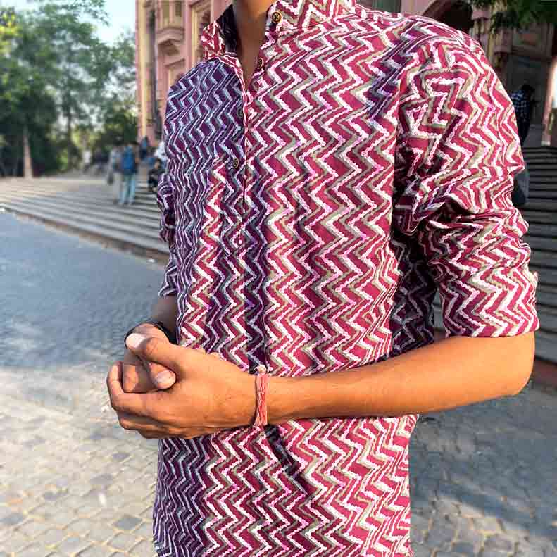 Men Off-white Maroon Chevron Print Slim Fit