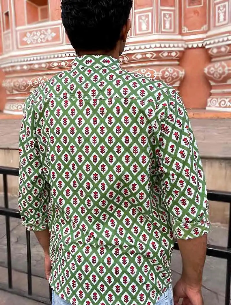 Men Green Butti Flower Print Slim Fit